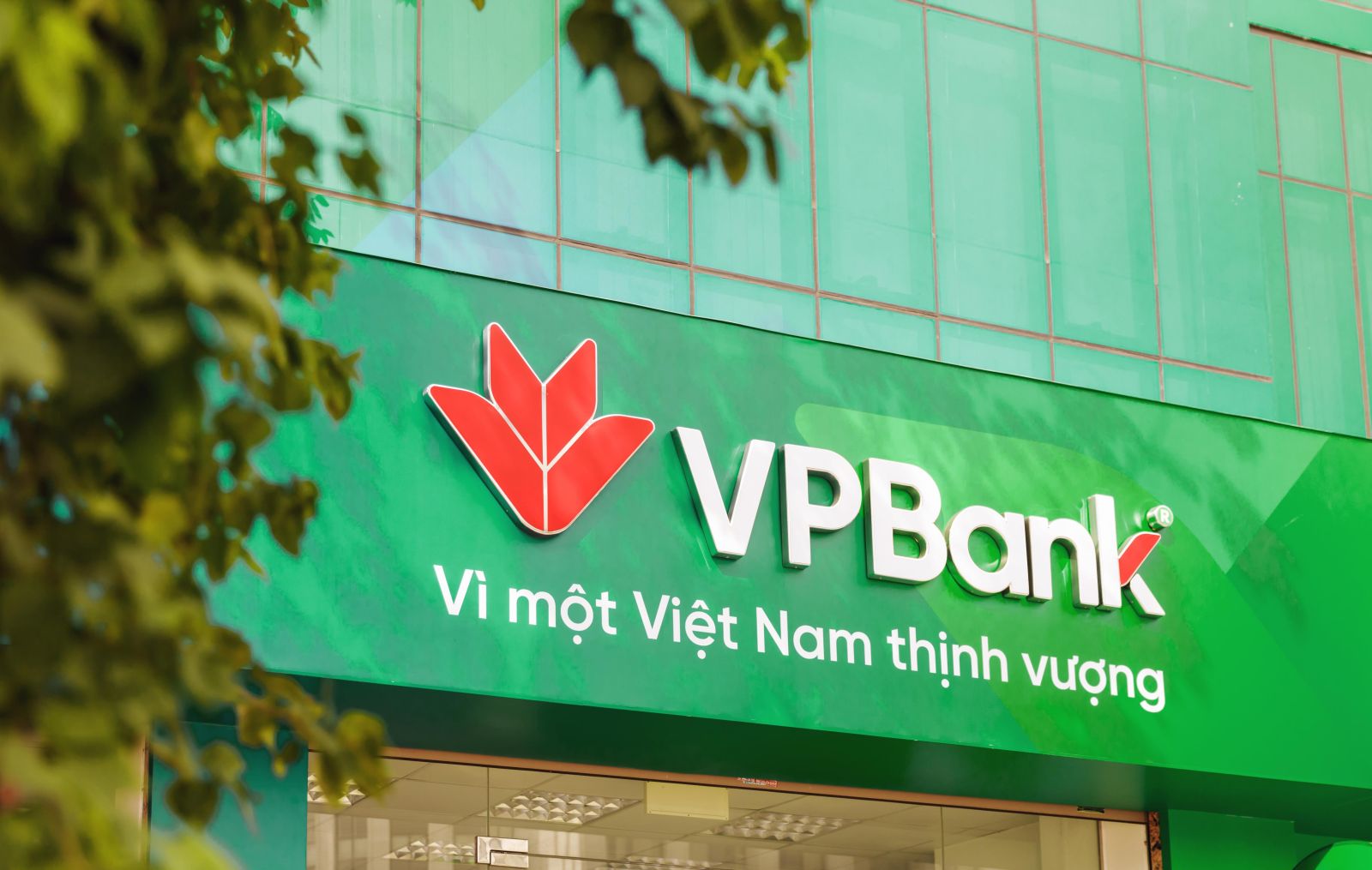 VPBank - App vay tiền online trả góp hàng tháng nhanh